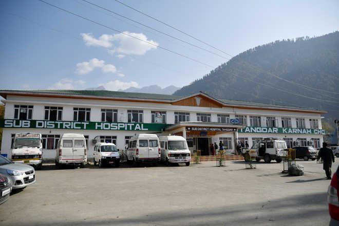Patients suffer as SDH Tangdar faces acute shortage of doctors, paramedics